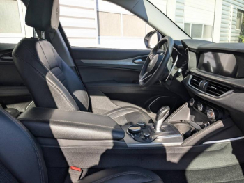 Photo 5 du bon plan ALFA ROMEO Stelvio 2.2 Diesel 160ch Super AT8 MY19 occasion à 18990 €