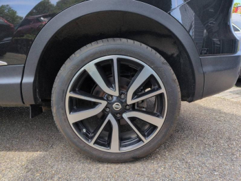 Photo 10 du bon plan NISSAN Qashqai 1.6 dCi 130ch Premier Edition All-Mode 4x4-i occasion à 12480 €