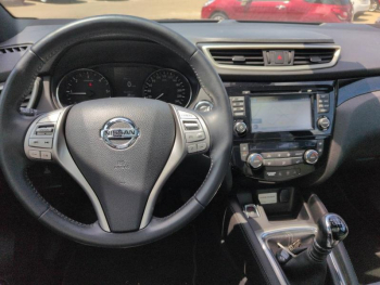 Photo 16 du bon plan NISSAN Qashqai 1.6 dCi 130ch Premier Edition All-Mode 4x4-i occasion à 12480 €