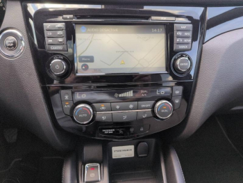 Photo 21 du bon plan NISSAN Qashqai 1.6 dCi 130ch Premier Edition All-Mode 4x4-i occasion à 12480 €