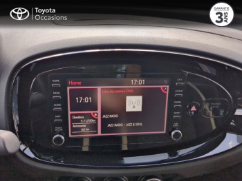 Photo 15 du bon plan TOYOTA Aygo X 1.0 VVT-i 72ch Design occasion à 13990 €