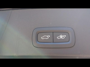 Photo 14 du bon plan VOLVO XC40 B3 163ch Ultra DCT 7 occasion à 37290 €