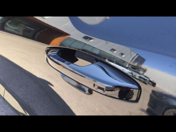 Photo 17 du bon plan VOLVO XC40 B3 163ch Ultra DCT 7 occasion à 37290 €