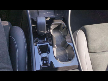 Photo 30 du bon plan VOLVO XC40 B3 163ch Ultra DCT 7 occasion à 37290 €