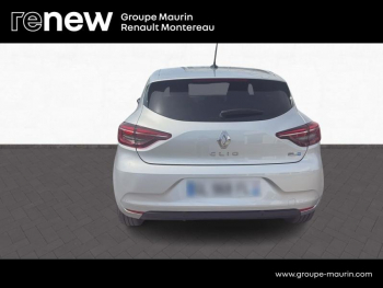 Photo 4 du bon plan RENAULT Clio 1.6 E-Tech hybride 145ch Evolution occasion à 15990 €