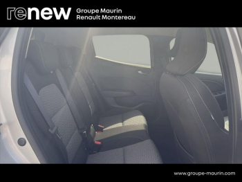 Photo 14 du bon plan RENAULT Clio 1.6 E-Tech hybride 145ch Evolution occasion à 15990 €