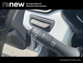 Photo 24 du bon plan RENAULT Clio 1.6 E-Tech hybride 145ch Evolution occasion à 15990 €