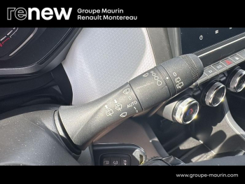 Photo 25 du bon plan RENAULT Clio 1.6 E-Tech hybride 145ch Evolution occasion à 15990 €