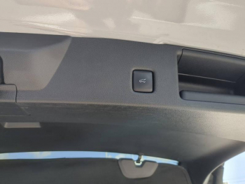 Photo 11 du bon plan FORD Kuga 2.5 Duratec 190ch FHEV E85 Graphite Tech Edition BVA occasion à 31990 €