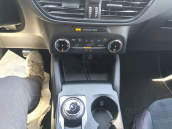 Photo 31 du bon plan FORD Kuga 2.5 Duratec 190ch FHEV E85 Graphite Tech Edition BVA occasion à 31990 €