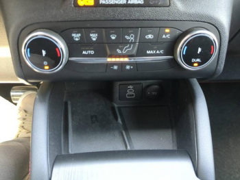 Photo 32 du bon plan FORD Kuga 2.5 Duratec 190ch FHEV E85 Graphite Tech Edition BVA occasion à 31990 €