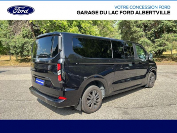 Photo 4 du bon plan FORD Tourneo Custom 320 L2H1 2.0 EcoBlue 170ch Titanium 4x4 BVA8 occasion à 46990 €