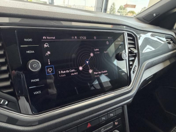 Photo 8 du bon plan VOLKSWAGEN T-Roc 1.5 TSI EVO 150ch R-Line DSG7 S&S occasion à 23990 €