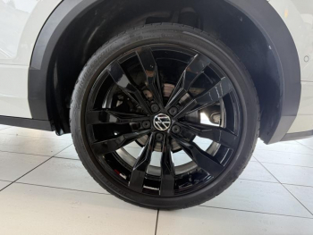 Photo 18 du bon plan VOLKSWAGEN T-Roc 1.5 TSI EVO 150ch R-Line DSG7 S&S occasion à 23990 €