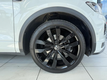Photo 20 du bon plan VOLKSWAGEN T-Roc 1.5 TSI EVO 150ch R-Line DSG7 S&S occasion à 23990 €