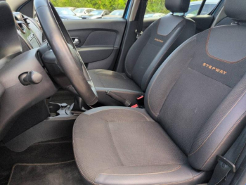 Photo 10 du bon plan DACIA Sandero 0.9 TCe 90ch occasion à 8990 €