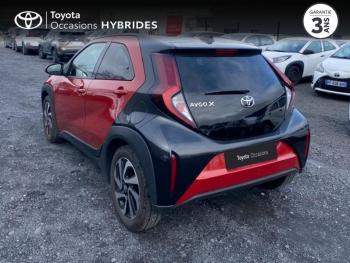 Photo 2 du bon plan TOYOTA Aygo X 1.0 VVT-i 72ch Design MY24 occasion à 13490 €