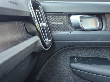 Photo 16 du bon plan VOLVO XC40 T5 Recharge 180 + 82ch Plus DCT 7 occasion à 28990 €