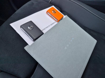 Photo 7 du bon plan VOLVO XC40 B3 163ch Ultra DCT 7 occasion à 38990 €