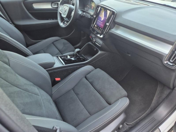 Photo 23 du bon plan VOLVO XC40 B3 163ch Ultra DCT 7 occasion à 38990 €