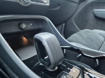 Photo 28 du bon plan VOLVO XC40 B3 163ch Ultra DCT 7 occasion à 38990 €