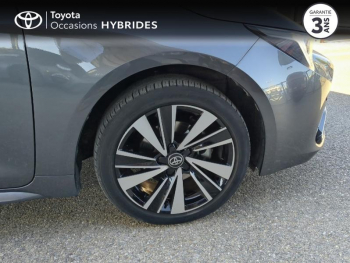 Photo 16 du bon plan TOYOTA Corolla Touring Spt 1.8 140ch Design MY24 occasion à 28490 €