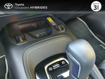 Photo 20 du bon plan TOYOTA Corolla Touring Spt 1.8 140ch Design MY24 occasion à 28490 €