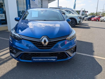 Photo 3 du bon plan RENAULT Clio 1.6 E-Tech hybride 145ch RS Line occasion à 17290 €