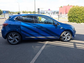 Photo 28 du bon plan RENAULT Clio 1.6 E-Tech hybride 145ch RS Line occasion à 17290 €