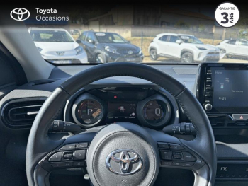 Photo 13 du bon plan TOYOTA Yaris 116h Design 5p MY21 occasion à 18490 €