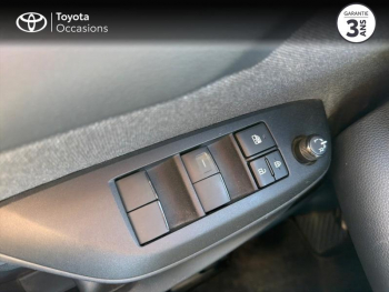 Photo 22 du bon plan TOYOTA Yaris 116h Design 5p MY21 occasion à 18490 €