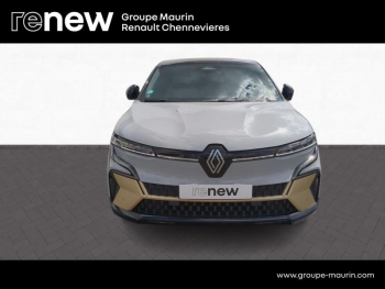 Photo 2 du bon plan RENAULT Megane E-Tech Electric EV60 220ch Iconic super charge -B occasion à 26999 €