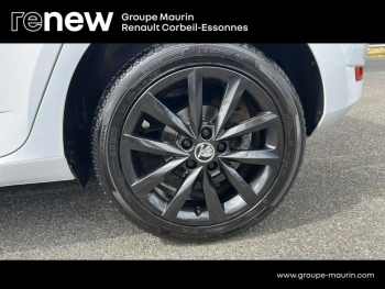 Photo 9 du bon plan SKODA Fabia 1.0 TSI 95ch Drive 125 ans Euro6d-T occasion à 10880 €