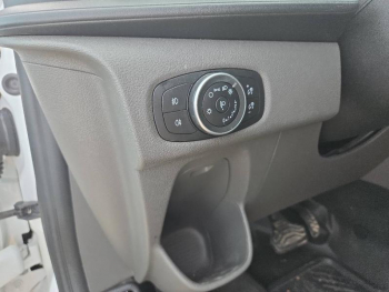 Photo 19 du bon plan FORD Transit Custom Fg VUL 280 L1H1 2.0 EcoBlue 130 S&S Trend Business BVA6 7cv occasion à 23470 €