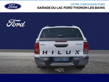 Photo 3 du bon plan TOYOTA Hilux VUL 2.4 D-4D 150ch Double Cabine Légende 4WD RC19 occasion à 30590 €