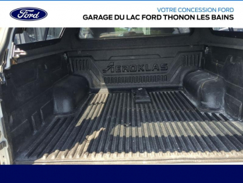 Photo 17 du bon plan TOYOTA Hilux VUL 2.4 D-4D 150ch Double Cabine Légende 4WD RC19 occasion à 30590 €