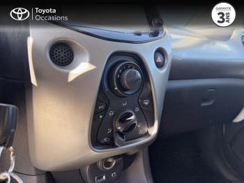 Photo 21 du bon plan TOYOTA Aygo 1.0 VVT-i 72ch x-play 5p occasion à 10990 €
