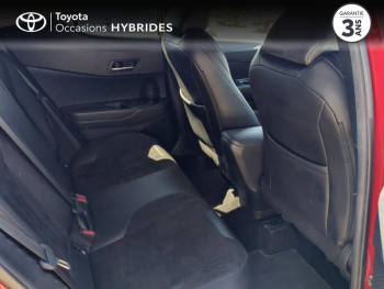 Photo 6 du bon plan TOYOTA C-HR 184h Collection 2WD E-CVT MC19 occasion à 21290 €