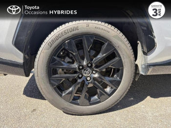 Photo 16 du bon plan TOYOTA RAV4 2.5 Hybride 222ch Collection AWD-i occasion à 33990 €