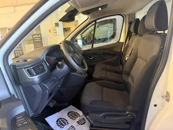 Photo 5 du bon plan RENAULT Trafic Fg VUL L1H1 3T 2.0 Blue dCi 150ch Advance Pro Auto -25 occasion à 31990 €