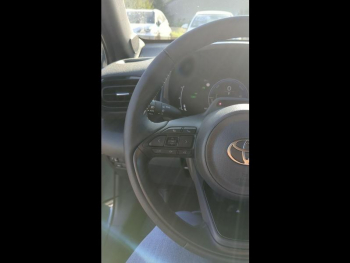 Photo 19 du bon plan TOYOTA Yaris Cross 116h Design MY26 occasion à 28390 €