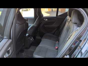 Photo 5 du bon plan VOLVO XC40 B3 163ch Ultra DCT 7 occasion à 37990 €