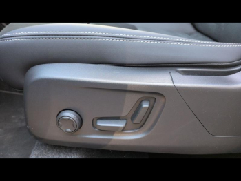 Photo 22 du bon plan VOLVO XC40 B3 163ch Ultra DCT 7 occasion à 37990 €