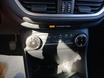 Photo 10 du bon plan FORD Fiesta 1.0 Flexifuel 95ch Titanium Business 5p occasion à 13490 €