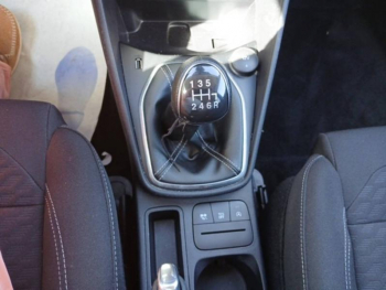 Photo 11 du bon plan FORD Fiesta 1.0 Flexifuel 95ch Titanium Business 5p occasion à 13490 €