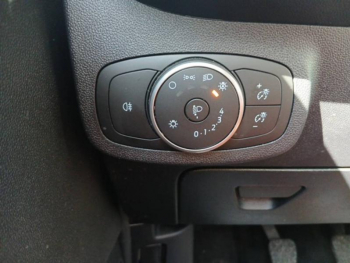 Photo 15 du bon plan FORD Fiesta 1.0 Flexifuel 95ch Titanium Business 5p occasion à 13490 €