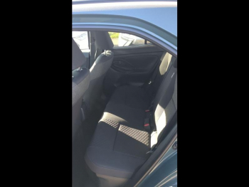 Photo 12 du bon plan TOYOTA Yaris Cross 116h Design MY26 occasion à 28350 €