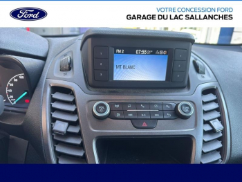 Photo 10 du bon plan FORD Transit Connect VUL L1 1.0E 100ch E85 Trend occasion à 19990 €