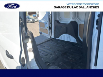 Photo 12 du bon plan FORD Transit Connect VUL L1 1.0E 100ch E85 Trend occasion à 19990 €