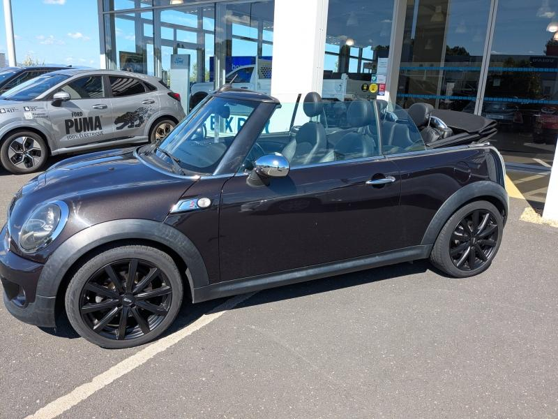 Bon plan MINI Cabrio Cooper 122ch Pack Red Hot Chili occasion à 10990 €